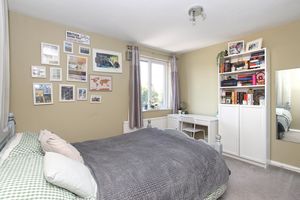 Photo 25- click for photo gallery